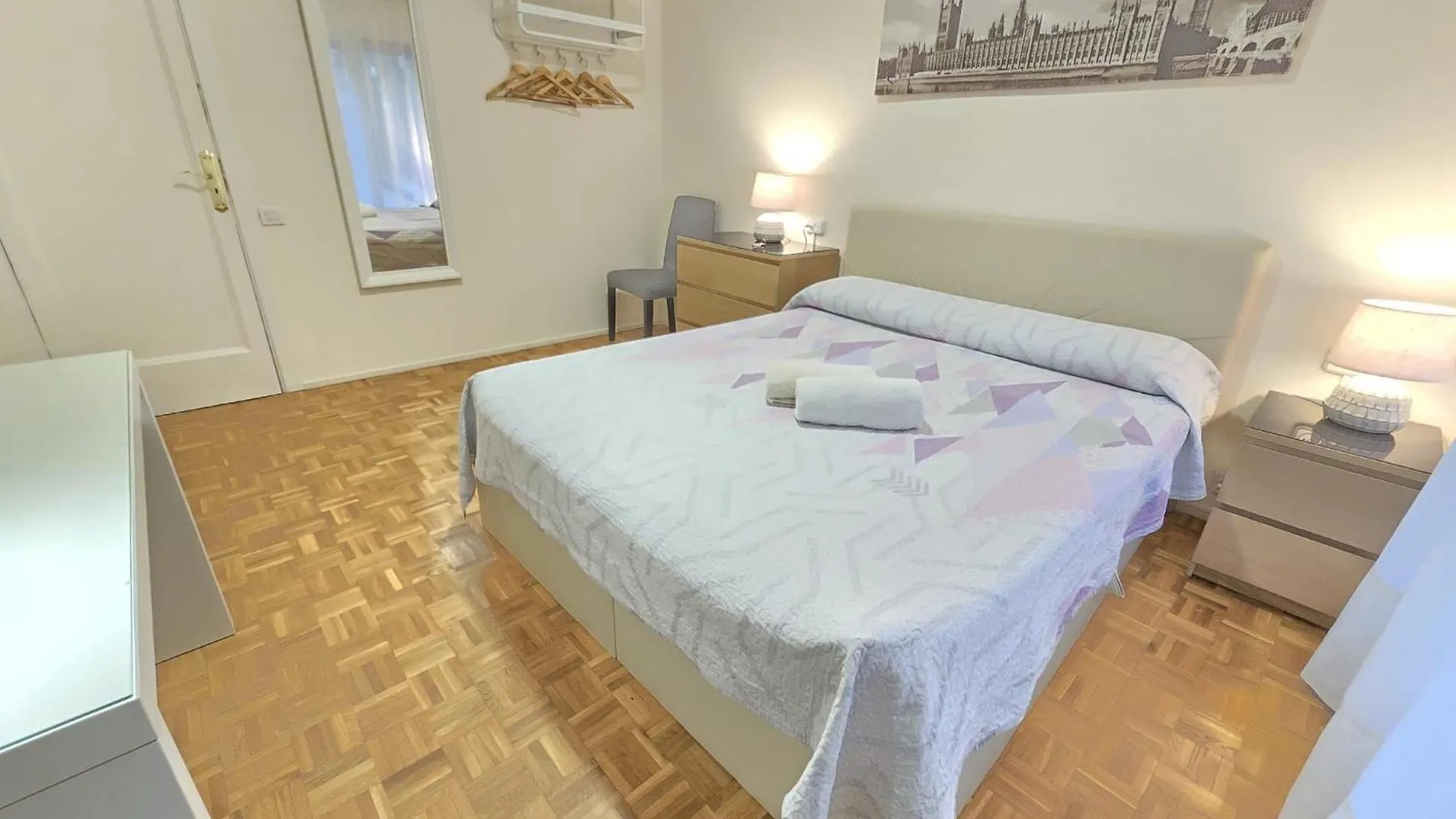 Rooms Villaroel Barcelona Spanje