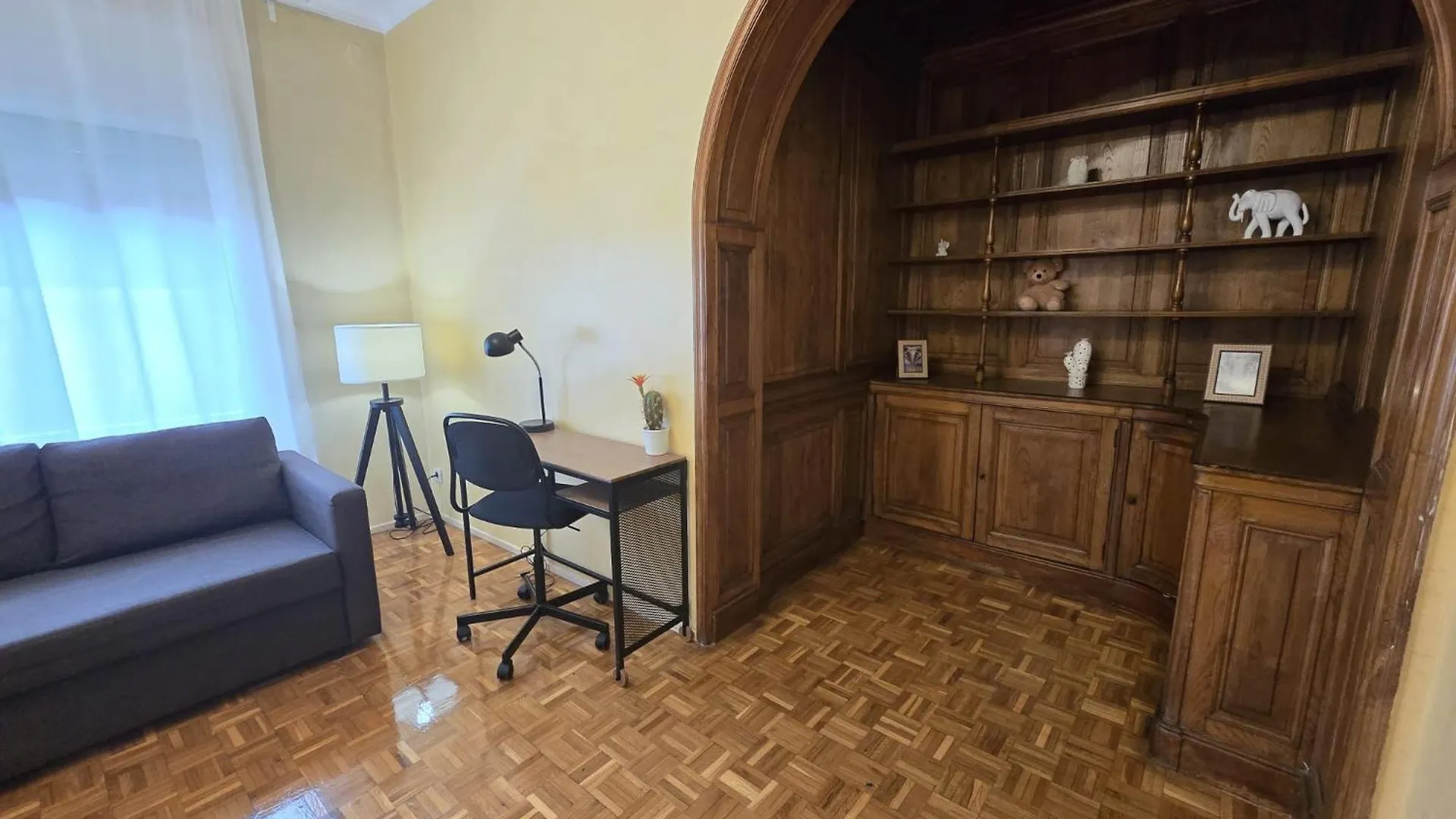 Rooms Villaroel Barcelona