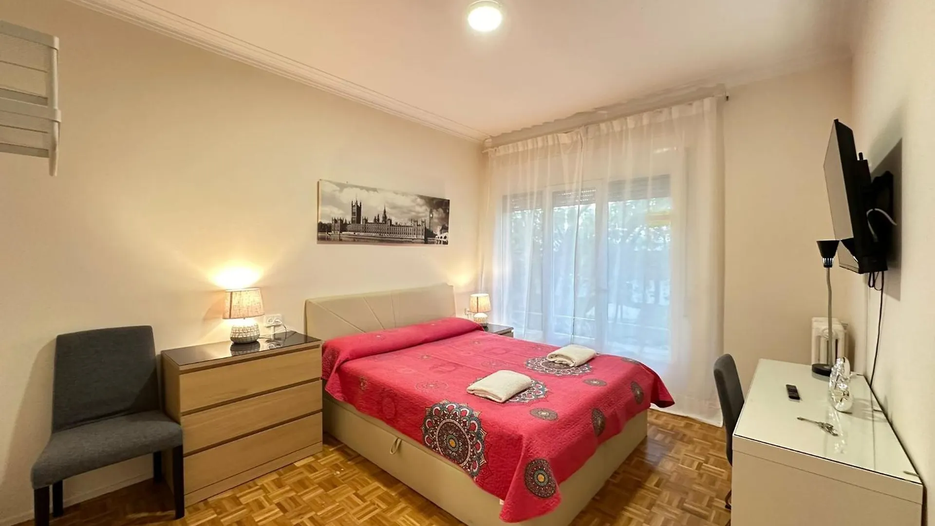 Rooms Villaroel Barcelona