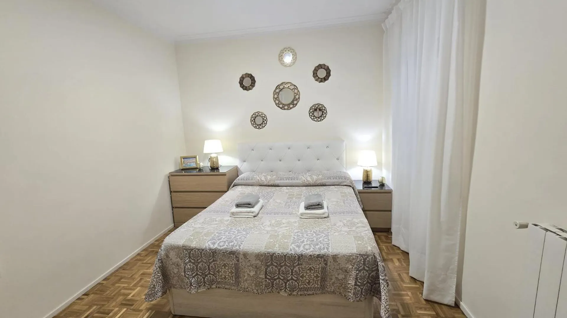 Rooms Villaroel Barcelona